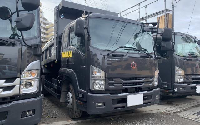 頑張った分はしっかり反映！1都3県中心の増tダンプドライバーのお仕事です！（残土・ガラ・砕石・合材運搬）