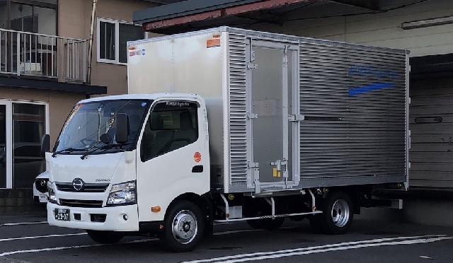 【登別市/2ｔトラックドライバー】2ｔ箱車　航空便　室蘭市内集配