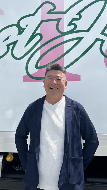 大型免許なしでも大丈夫！毎日家に帰れる(地場～中距離)大型ドライバー【平均給与37.4万円～】【月7～８日休み/食品輸送/バラ積みなし(カゴ入れ作業一部あり(別途手当))/付帯作業手当あり
