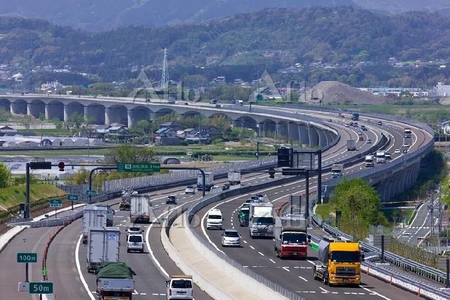 【電気設備メンテナンス】普通免許があればOK/職歴・経験不問/資格取得制度あり/キャリアアップ可能