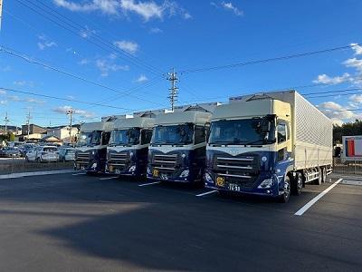 犬山市／４ｔドライバー　店舗ルート配送　衣料品の運搬