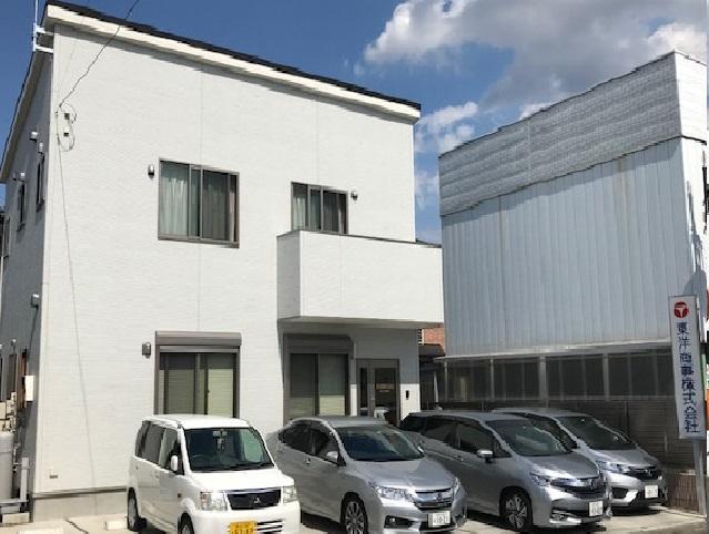 東松山市／４ｔドライバー　土日休み／工場間のコース配送