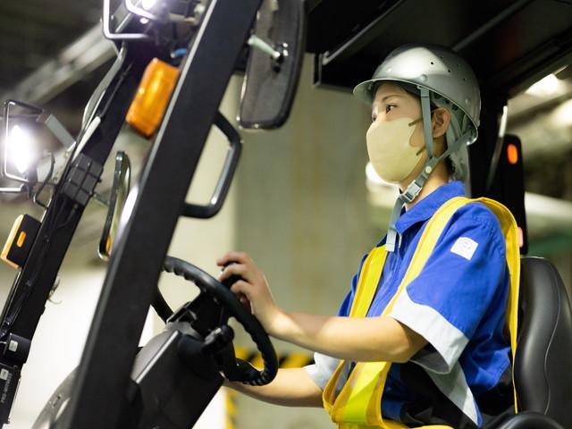 【茨城県守谷市/カウンターリフト作業員】未経験者歓迎♪/月30万も目指せる！/力作業なし！