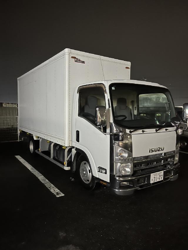 【相模原市/準中型ドライバー/3ｔロング車（ＭＴ車）】日給10,000円/土日祝休み