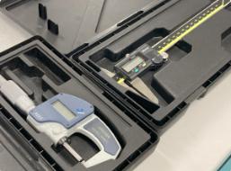 【検査スタッフ（未経験歓迎）】業績好調の医療機器メーカー_年間休日120日以上/日勤のみ