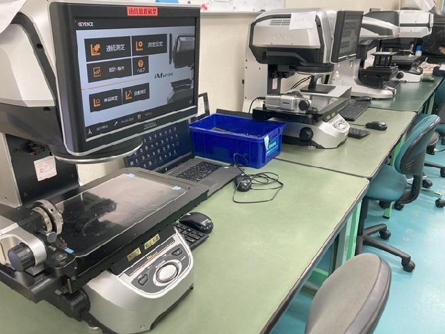 【検査スタッフ（未経験歓迎）】業績好調の医療機器メーカー_年間休日120日以上/日勤のみ