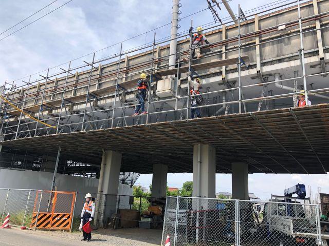 【大阪府和泉市/足場施工スタッフ】交通インフラ現場の足場組立て・撤去