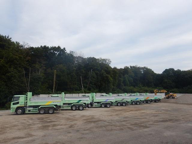 三芳町/大型トラックドライバー/月給32.6万〜42.4万円！大型未経験歓迎/手厚い無事故手当あり/賞与・昇給随時/食事補助あり