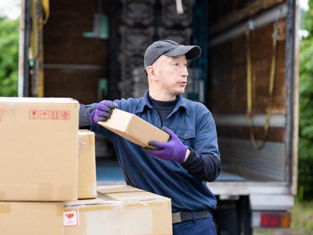 江戸川区/2ｔドライバー/月40万円以上可