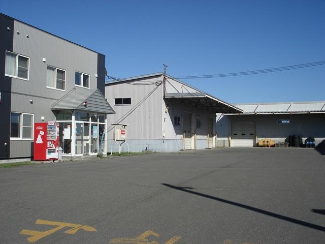 【２tドライバー】勤務時間は柔軟に対応！札幌近郊の配送業務♪未経験歓迎！中退共制度あり！（本社）