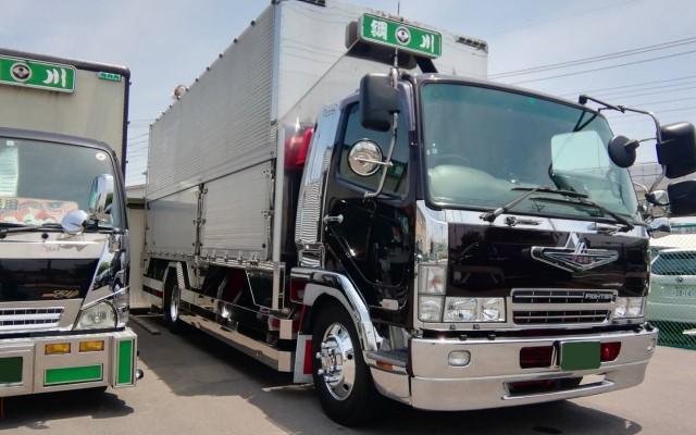 【4tドライバー】車両カスタム可！トラック好き大歓迎！デコトライベント参加！取引先安定してます（八潮市）